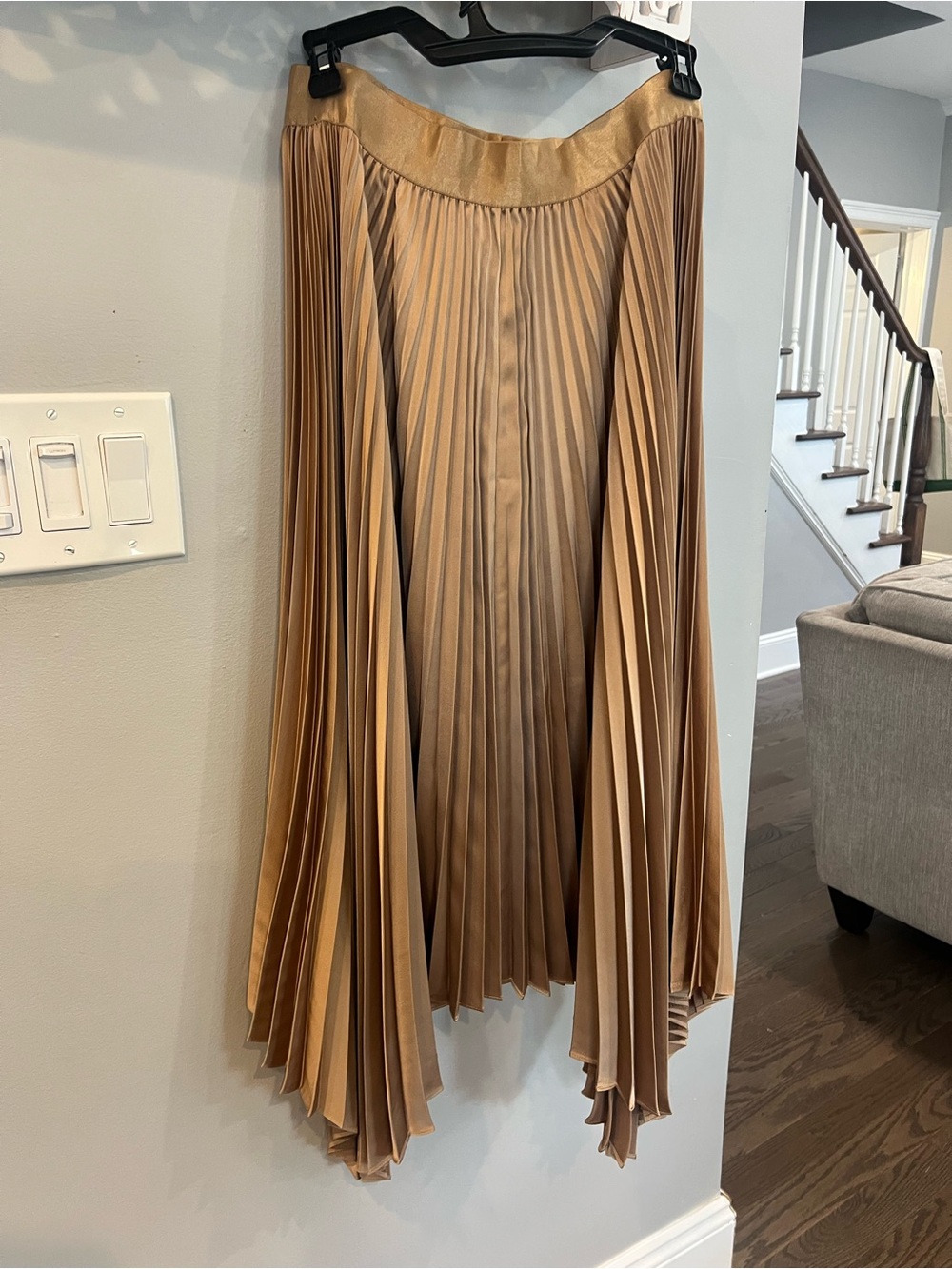 Pleated Midi Skirt in Bronze/Camel
